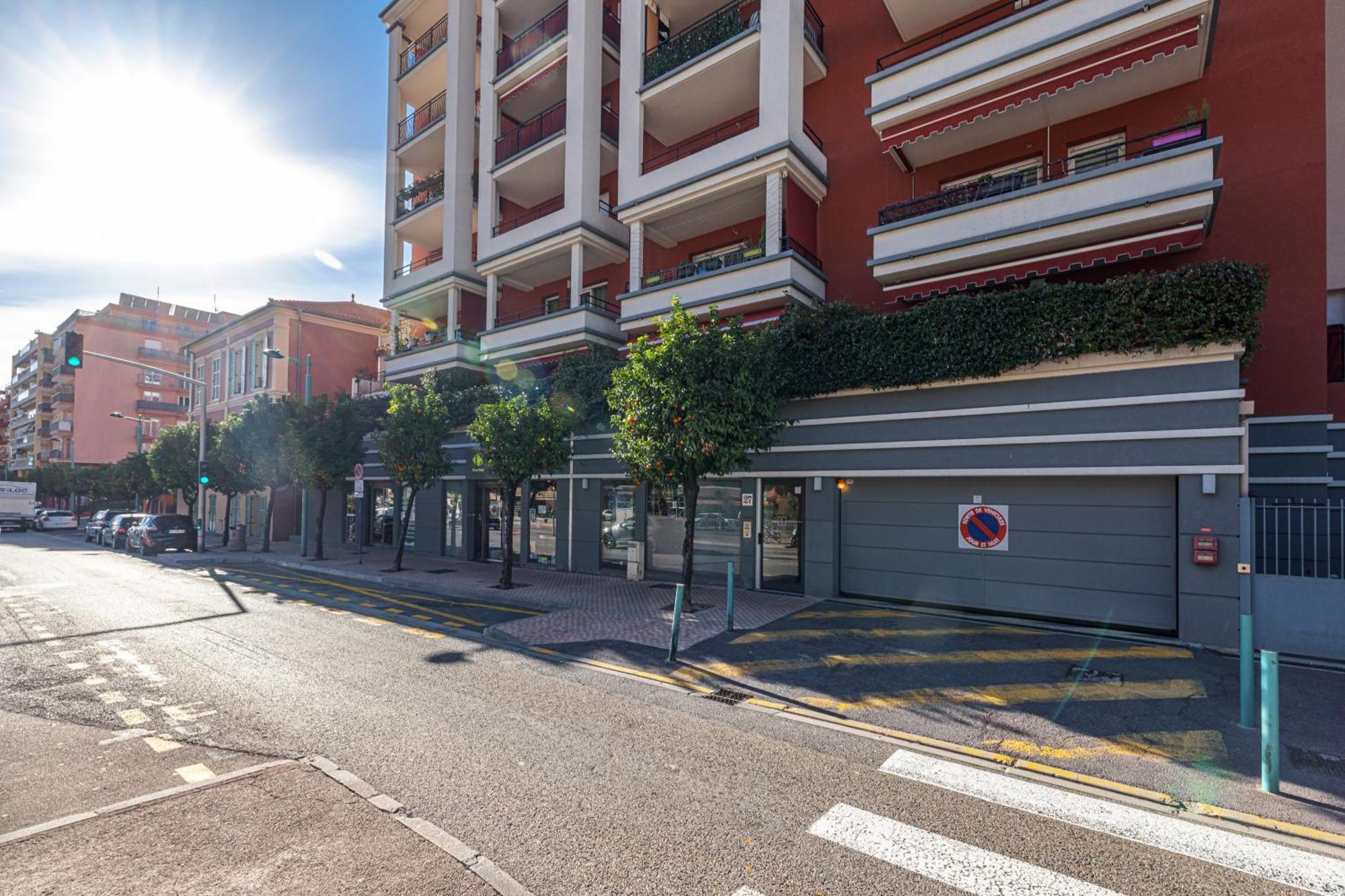 Intercontinental Superbe Appartement Avec Piscine Menton Luaran gambar
