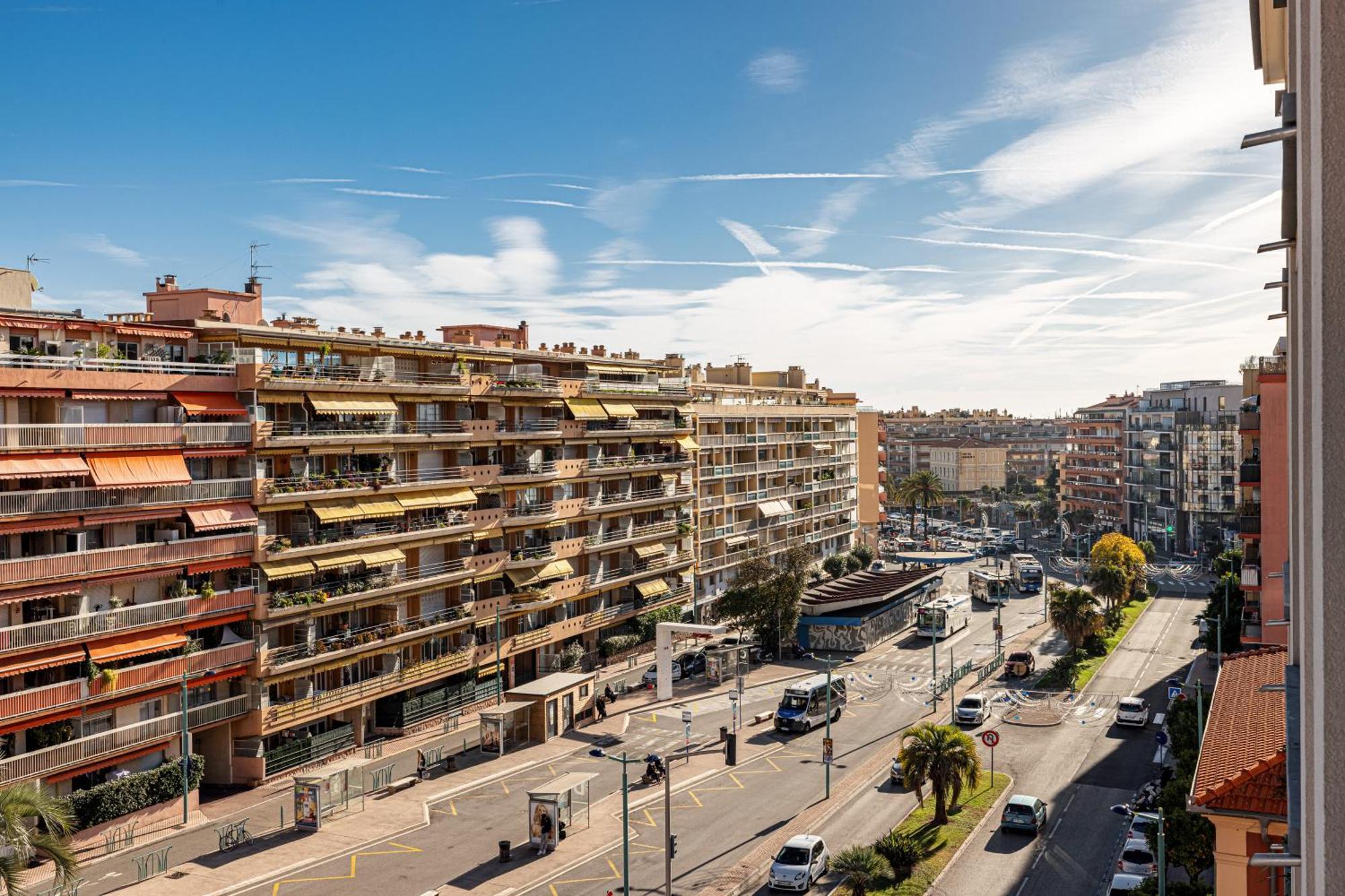 Intercontinental Superbe Appartement Avec Piscine Menton Luaran gambar