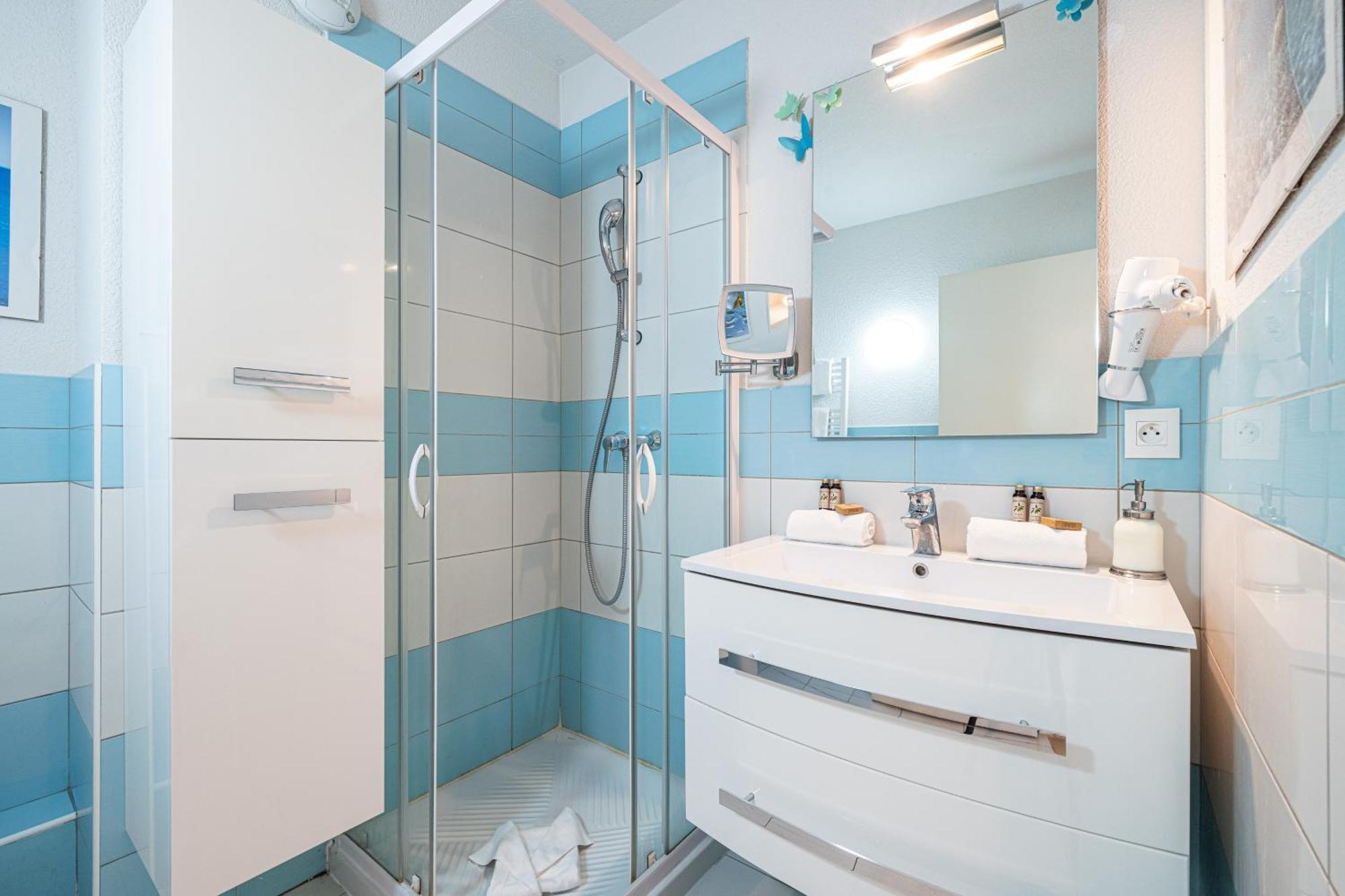 Intercontinental Superbe Appartement Avec Piscine Menton Luaran gambar