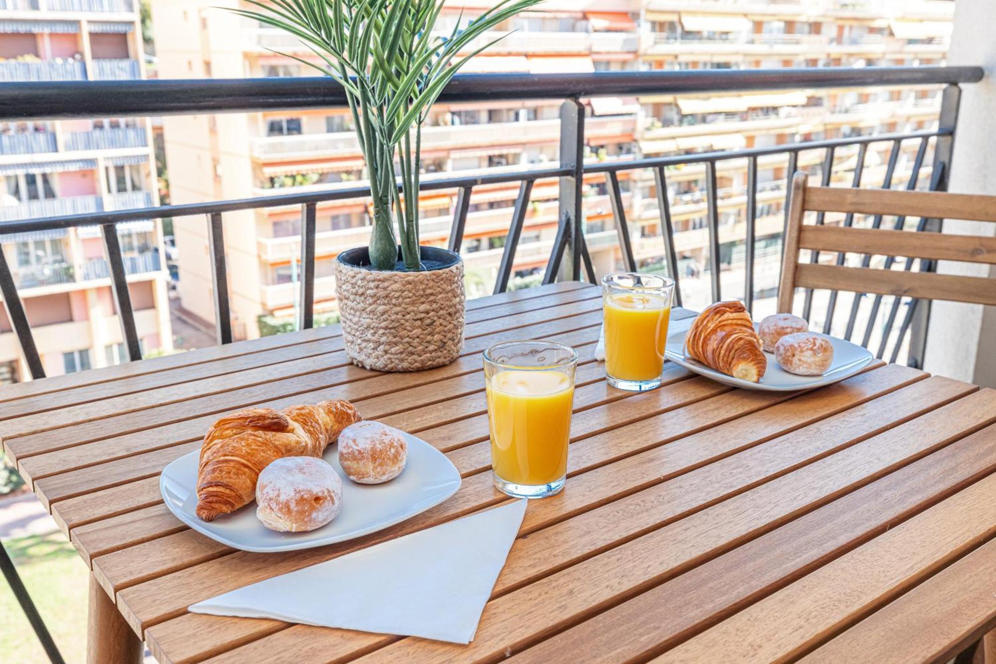 Intercontinental Superbe Appartement Avec Piscine Menton Luaran gambar