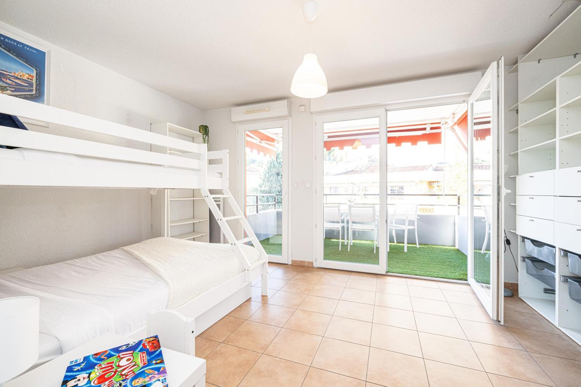 Intercontinental Superbe Appartement Avec Piscine Menton Luaran gambar