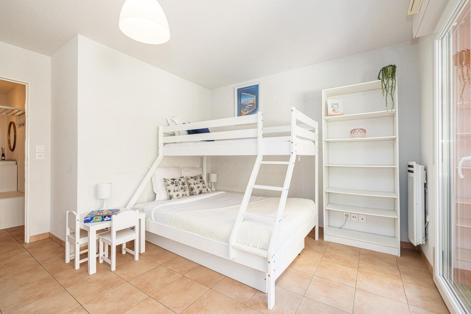 Intercontinental Superbe Appartement Avec Piscine Menton Luaran gambar