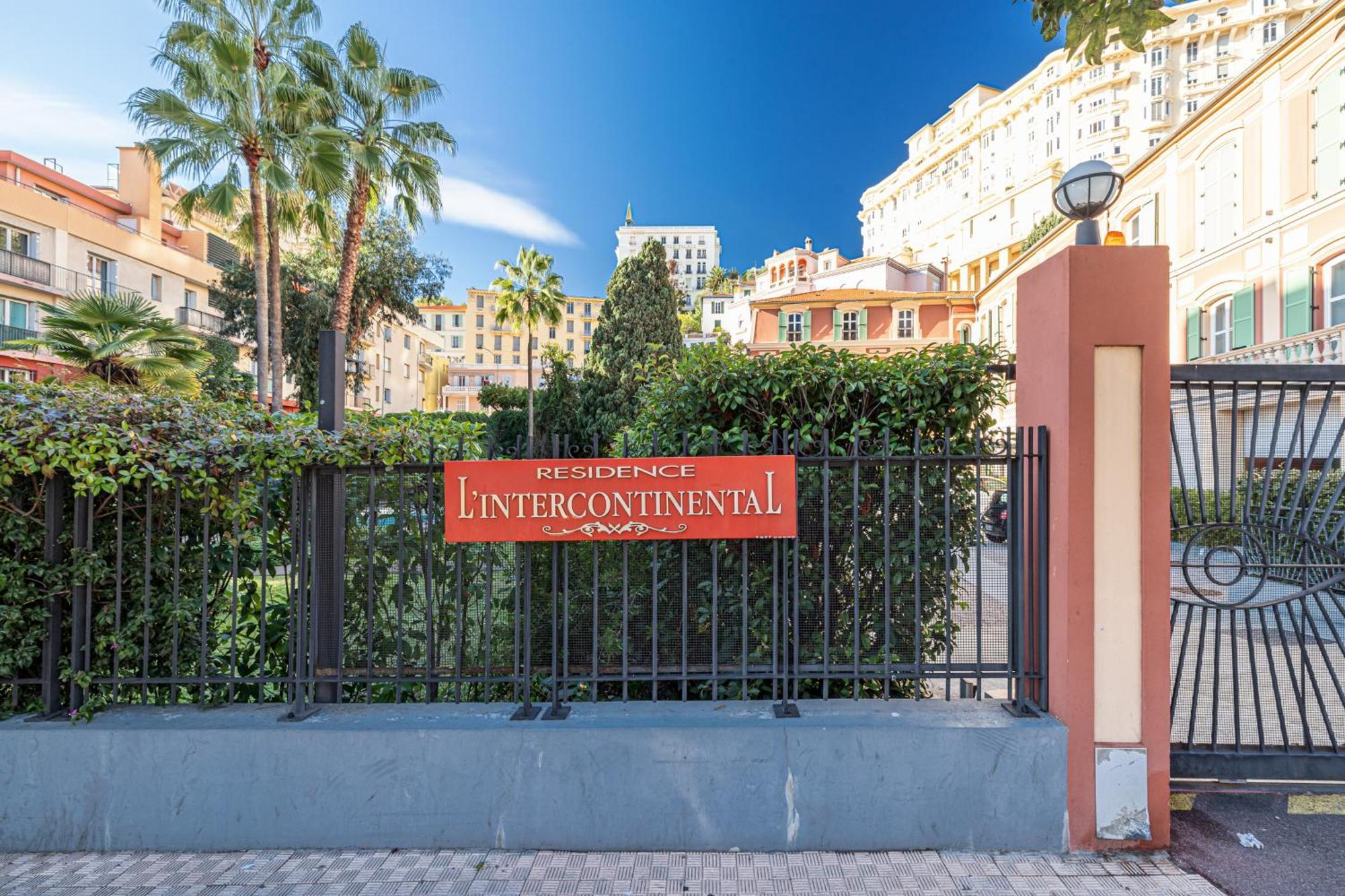Intercontinental Superbe Appartement Avec Piscine Menton Luaran gambar