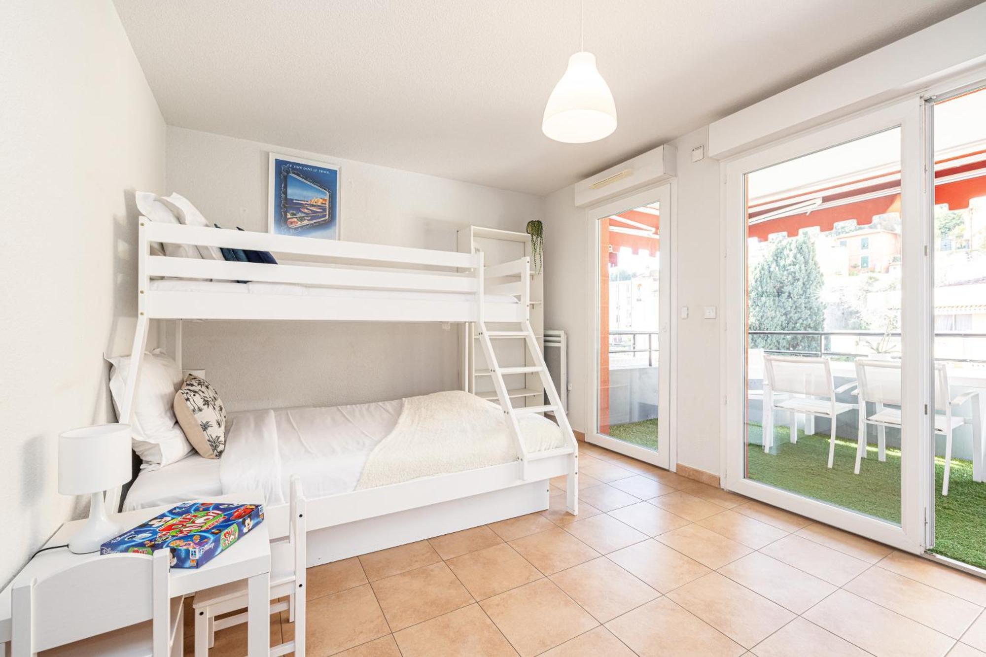 Intercontinental Superbe Appartement Avec Piscine Menton Luaran gambar