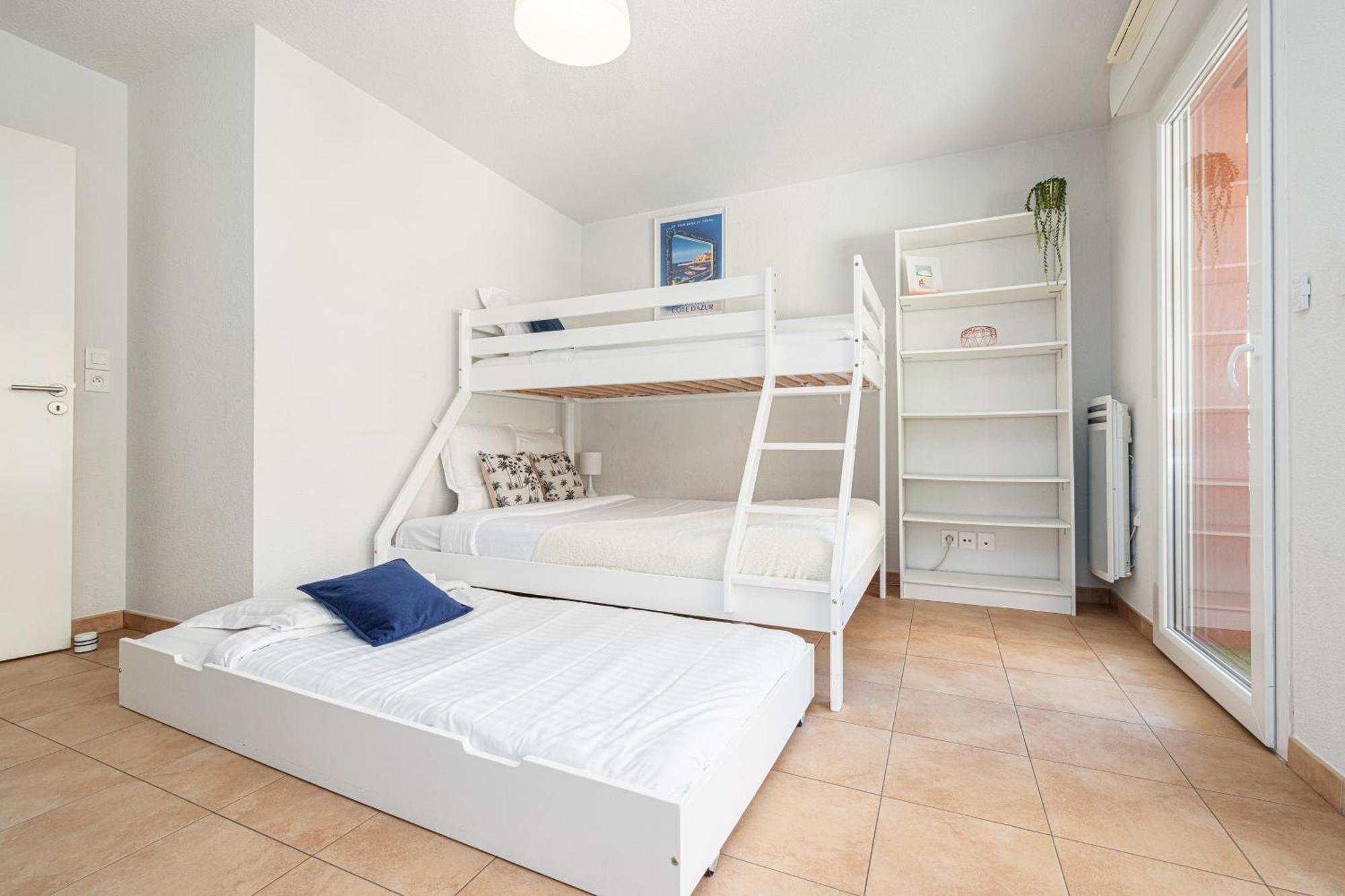 Intercontinental Superbe Appartement Avec Piscine Menton Luaran gambar